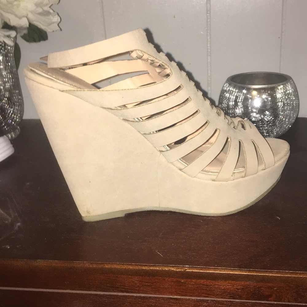 Shoes - Picture 3 of 3